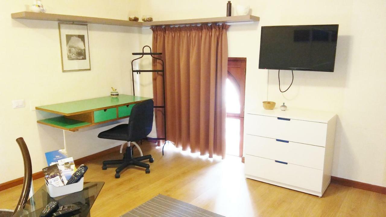 Bilocale In Centro Salerno Exterior foto